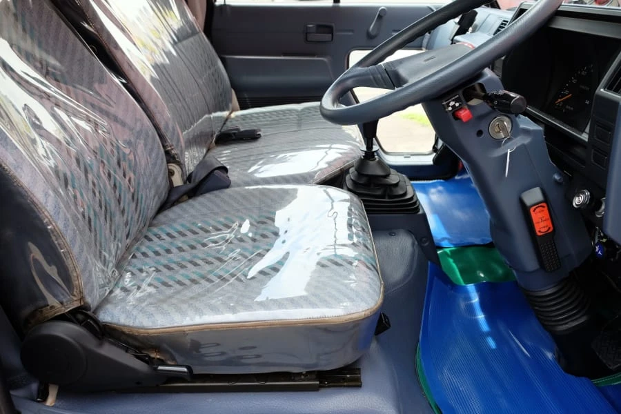 1992 Isuzu Elf - Image 9 of 13