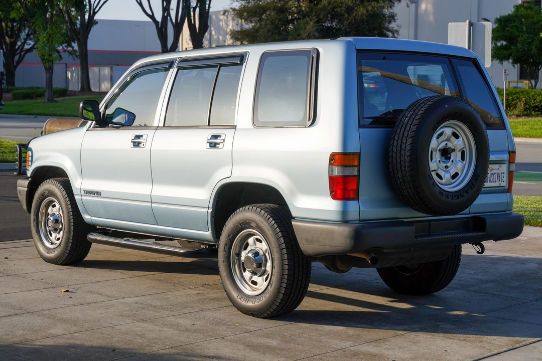 1992 Isuzu Trooper - Image 15 of 31
