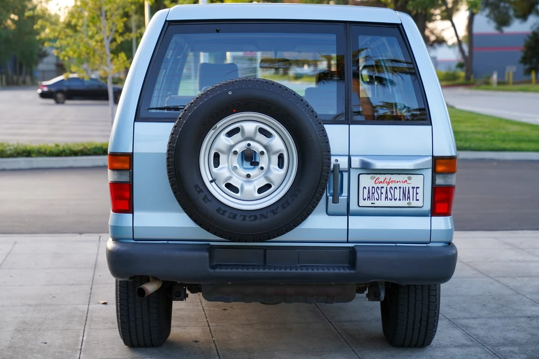 1992 Isuzu Trooper - Image 17 of 31
