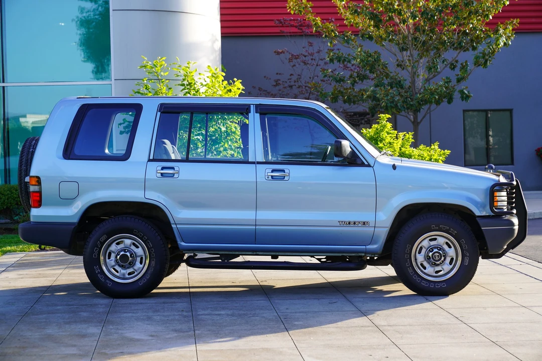 1992 Isuzu Trooper - Image 21 of 31