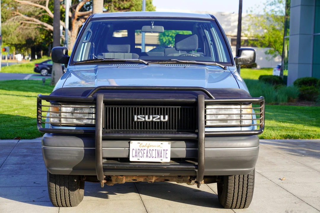 1992 Isuzu Trooper - Image 5 of 31