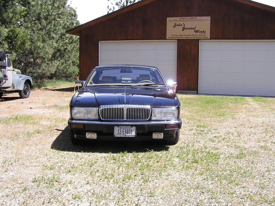 1992 Jaguar XJ40 XJ - Image 2 of 10