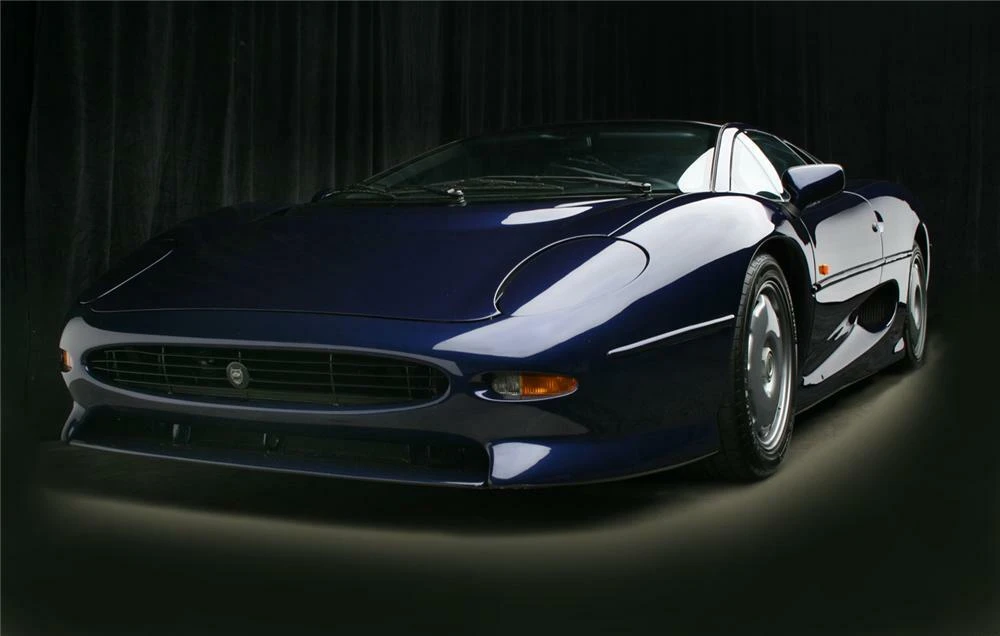 1992 Jaguar XJ220 - Image 4 of 4