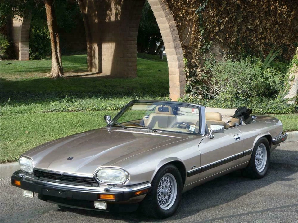1992 Jaguar XJS Convertible - Image 2 of 4