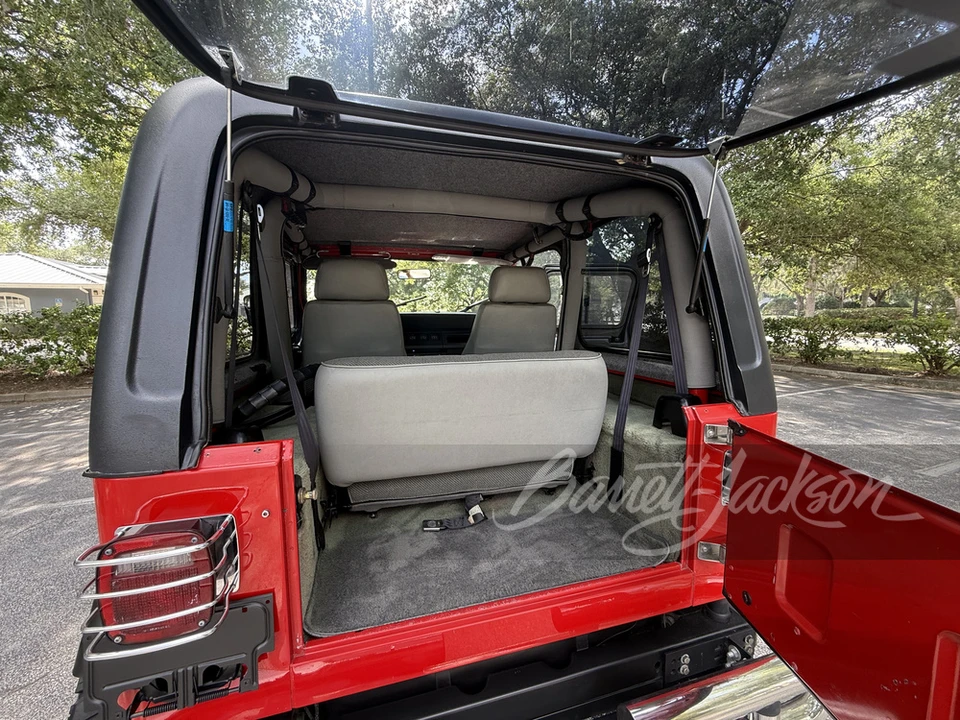 1992 Jeep YJ Wrangler - Image 10 of 27