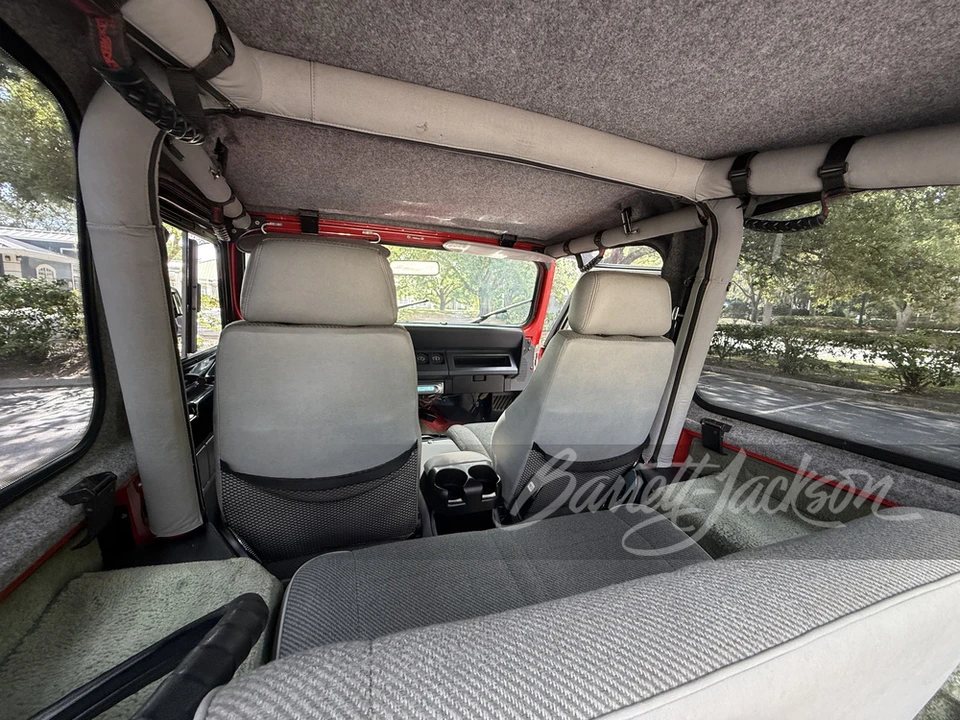 1992 Jeep YJ Wrangler - Image 14 of 27