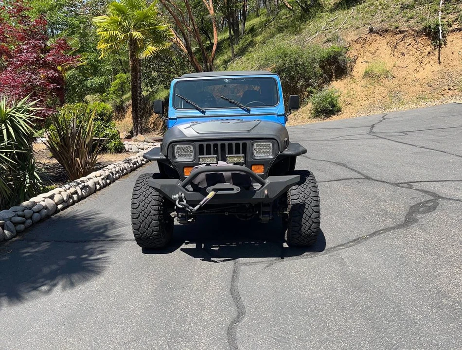 1992 Jeep YJ Wrangler - Image 2 of 4