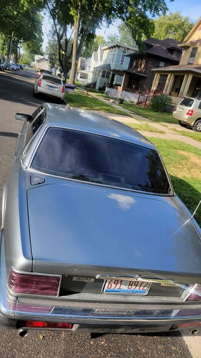 1992 Jaguar XE - Image 2 of 7