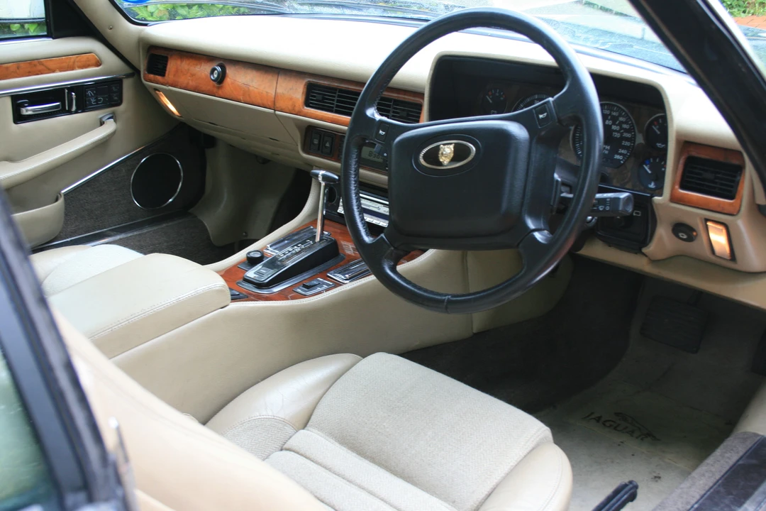 1992 Jaguar XJS Facelift AJ-16 - Image 3 of 3