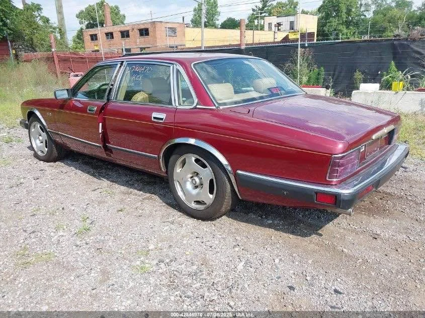 1992 Jaguar XJ Series 3 - Image 3 of 10