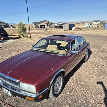 1992 Jaguar XJ XJ6 Sovereign Sedan 4D