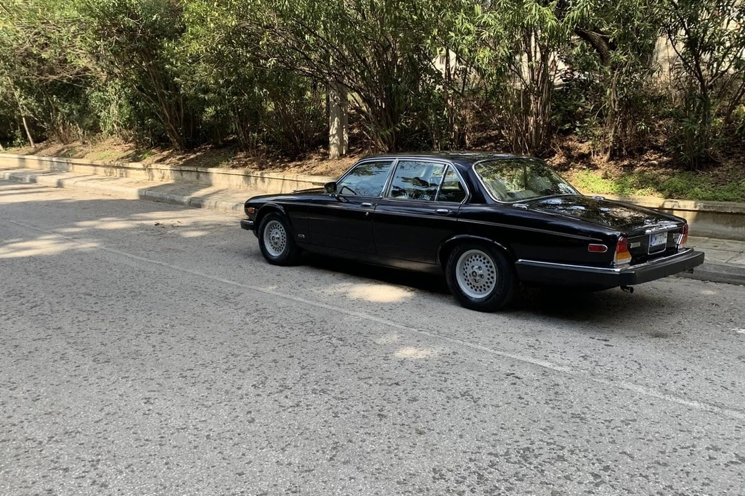 1992 Jaguar XJ Series 3 - Image 13 of 30