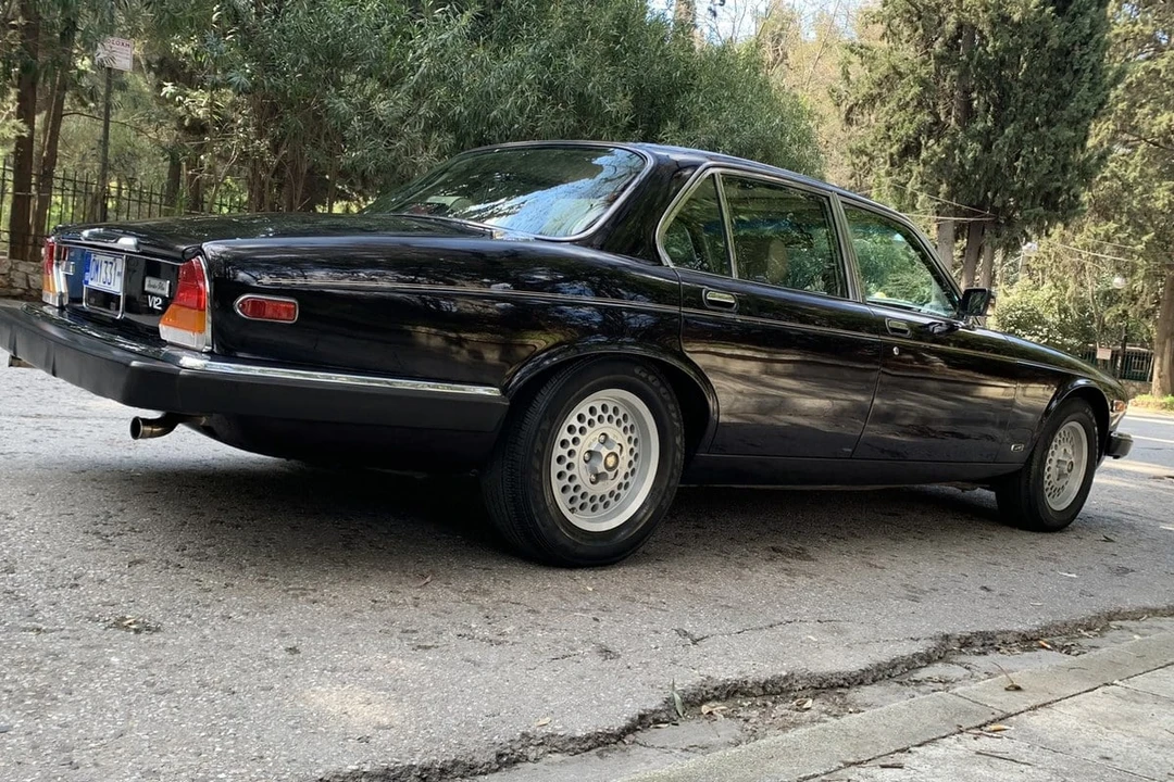 1992 Jaguar XJ Series 3 - Image 10 of 30