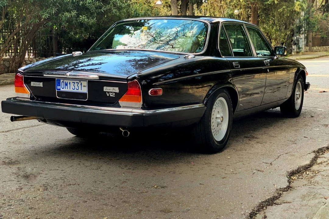 1992 Jaguar XJ Series 3 - Image 2 of 30