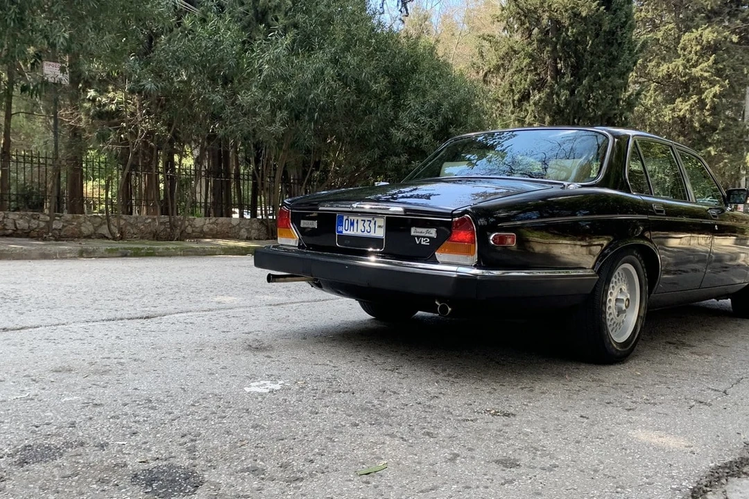 1992 Jaguar XJ Series 3 - Image 18 of 30