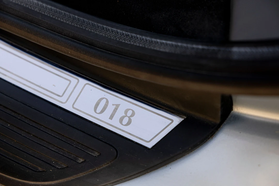 1992 Jaguar XJ220 - Image 14 of 31