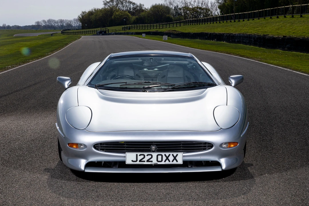 1992 Jaguar XJ220 - Image 21 of 31