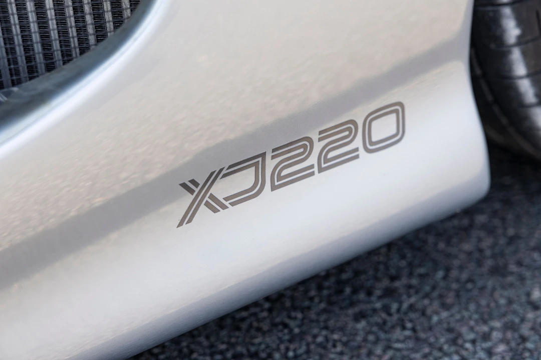 1992 Jaguar XJ220 - Image 4 of 31