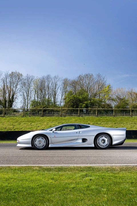 1992 Jaguar XJ220 - Image 5 of 31