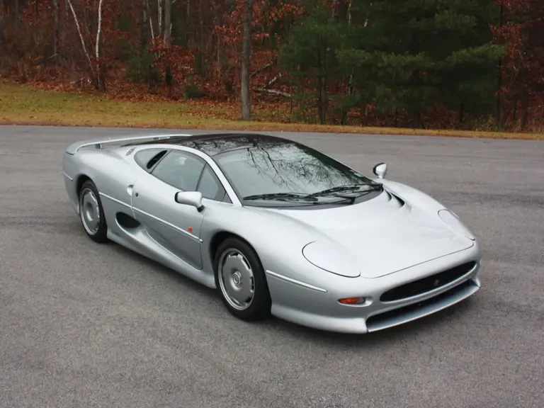 1992 Jaguar XJ220 - Image 2 of 2
