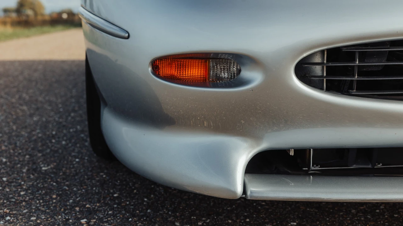 1992 Jaguar XJ220 - Image 25 of 31