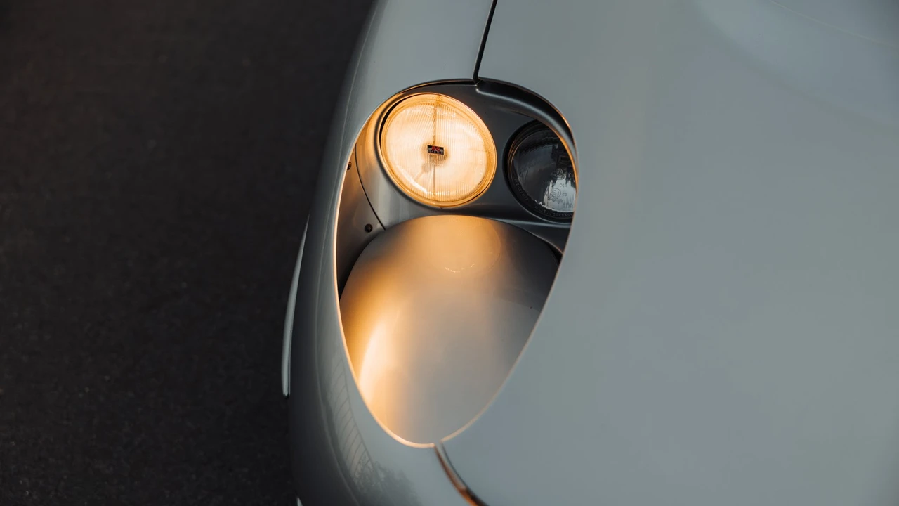 1992 Jaguar XJ220 - Image 9 of 31