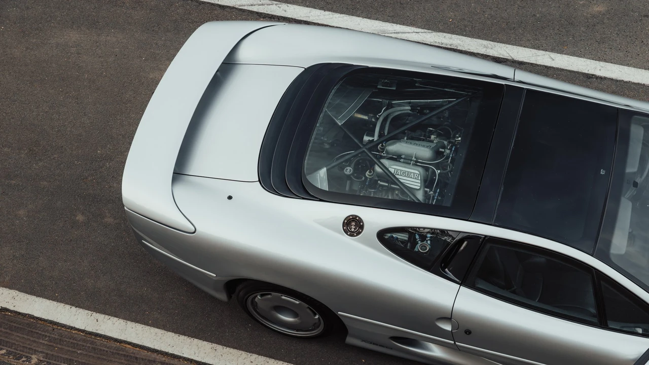 1992 Jaguar XJ220 - Image 10 of 31