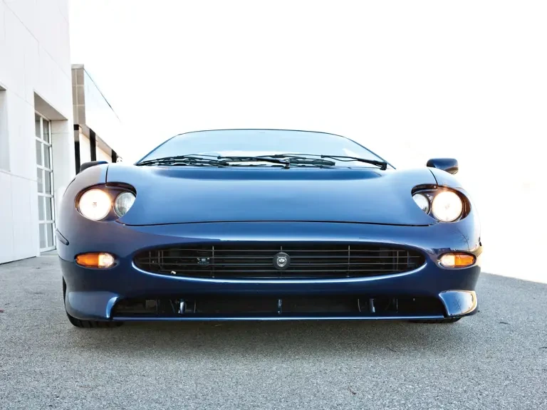 1992 Jaguar XJ220 - Image 9 of 18