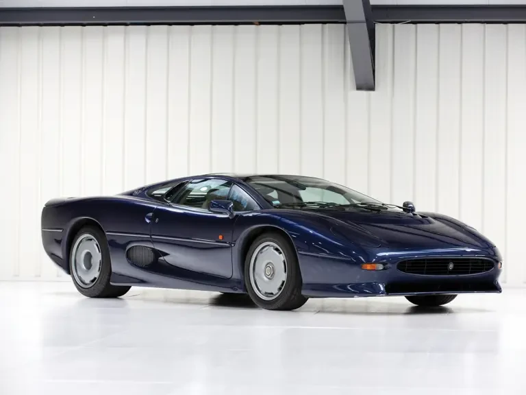 1992 Jaguar XJ220 - Image 28 of 28