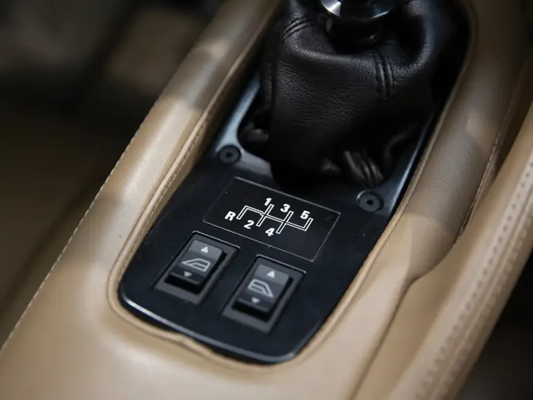 1992 Jaguar XJ220 - Image 13 of 28