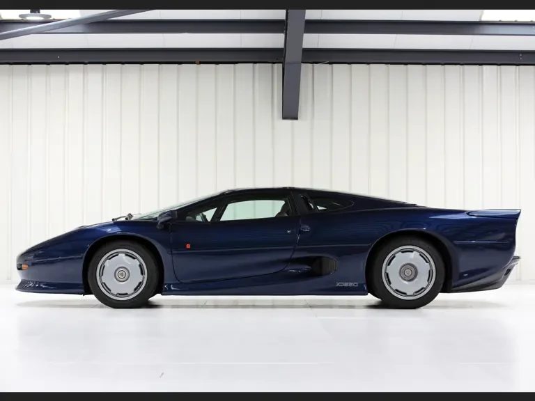 1992 Jaguar XJ220 - Image 6 of 28