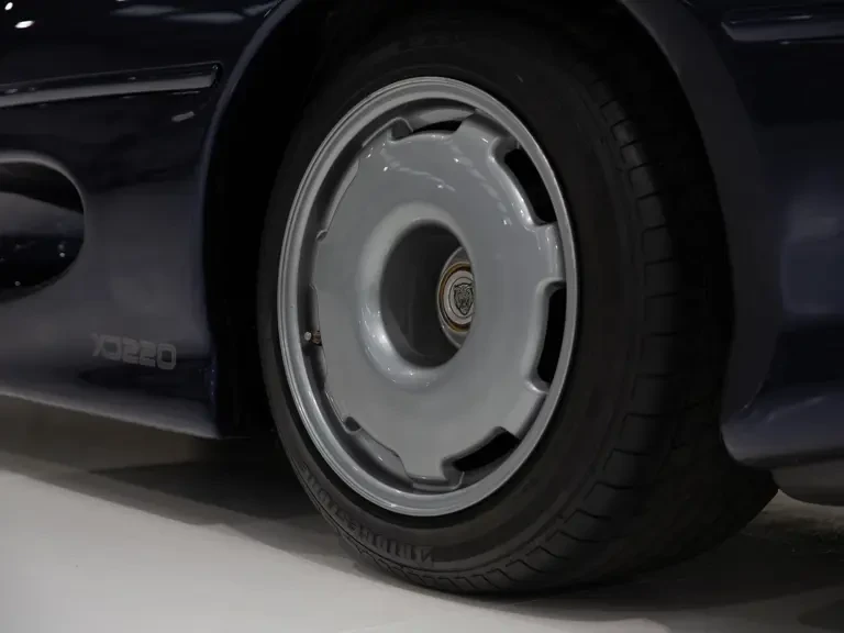 1992 Jaguar XJ220 - Image 20 of 28