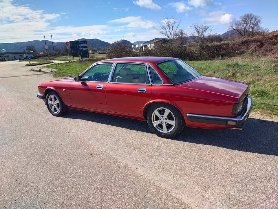 1993 Jaguar XJ40 XJ - Image 6 of 30