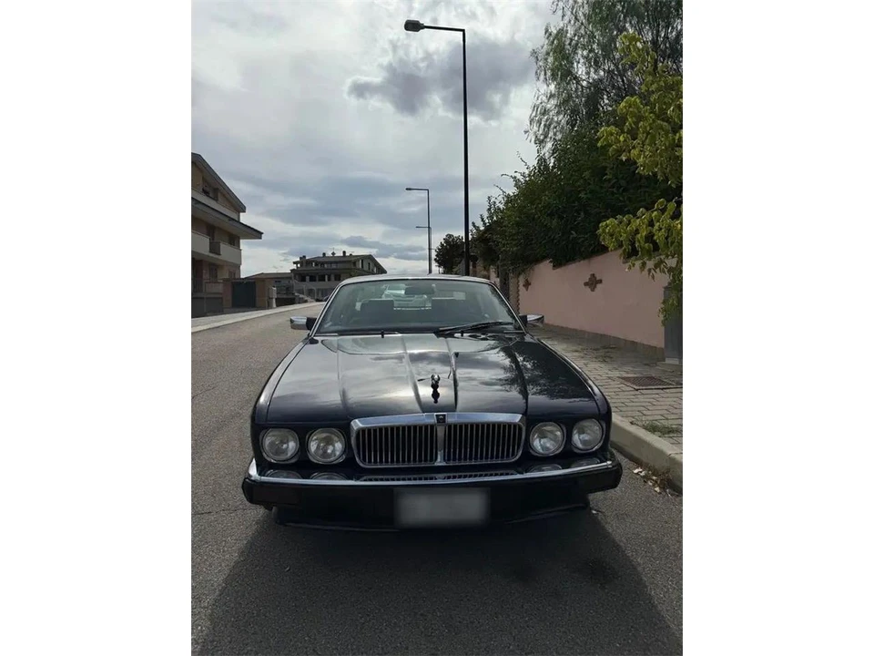 1992 Jaguar XJ40 XJ - Image 2 of 7