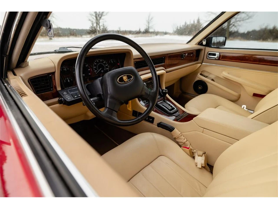 1992 Jaguar XJ40 XJ - Image 2 of 31
