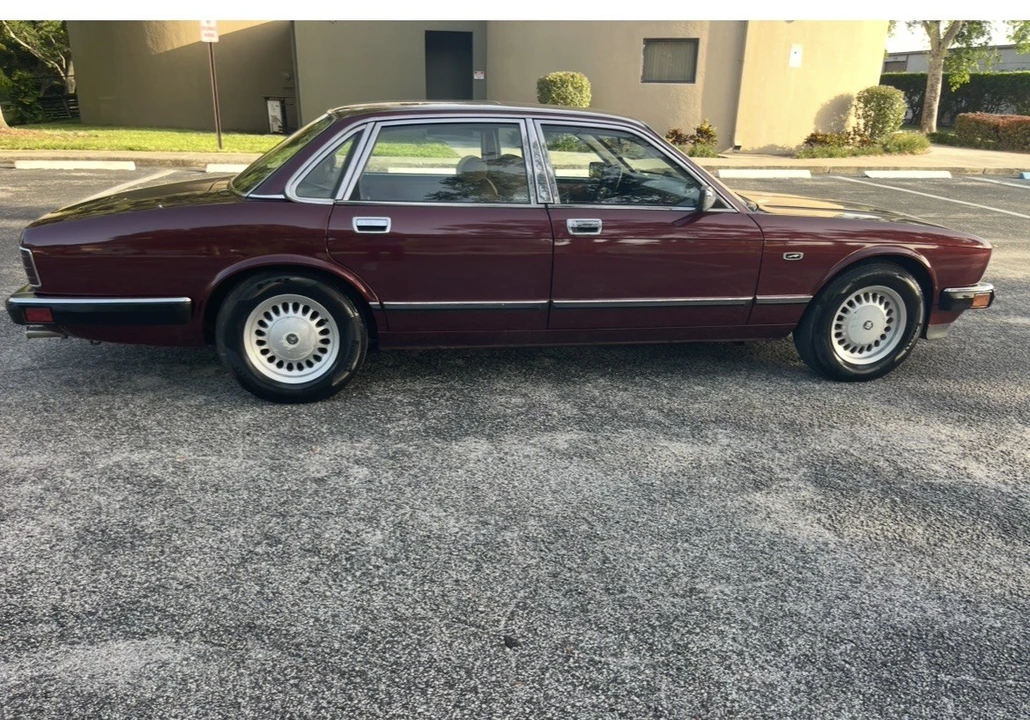 1992 Jaguar XJ40 XJ - Image 2 of 7