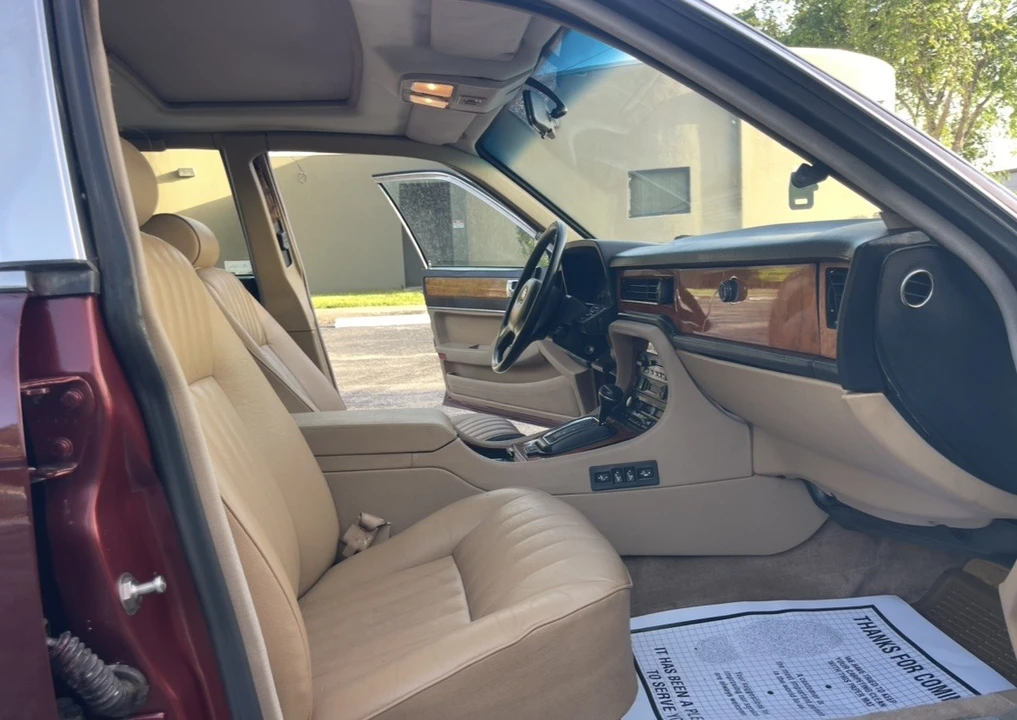 1992 Jaguar XJ40 XJ - Image 4 of 7