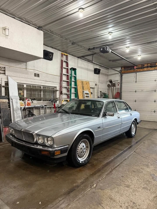 1992 Jaguar XJ40 XJ - Image 2 of 11
