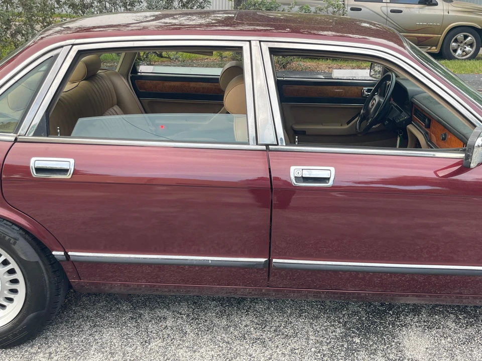 1992 Jaguar XJ40 XJ - Image 11 of 31