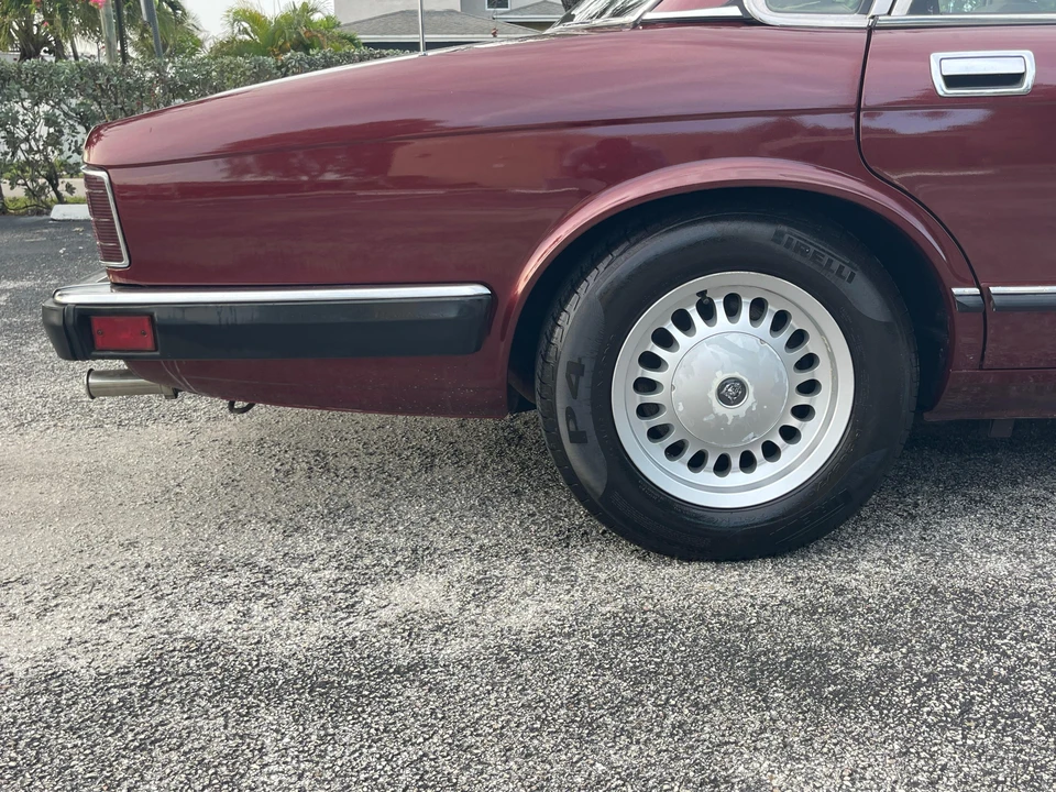 1992 Jaguar XJ40 XJ - Image 16 of 31