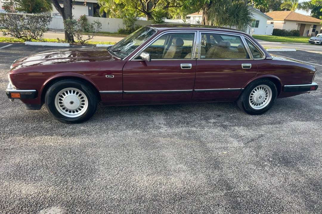 1992 Jaguar XJ40 XJ - Image 3 of 31
