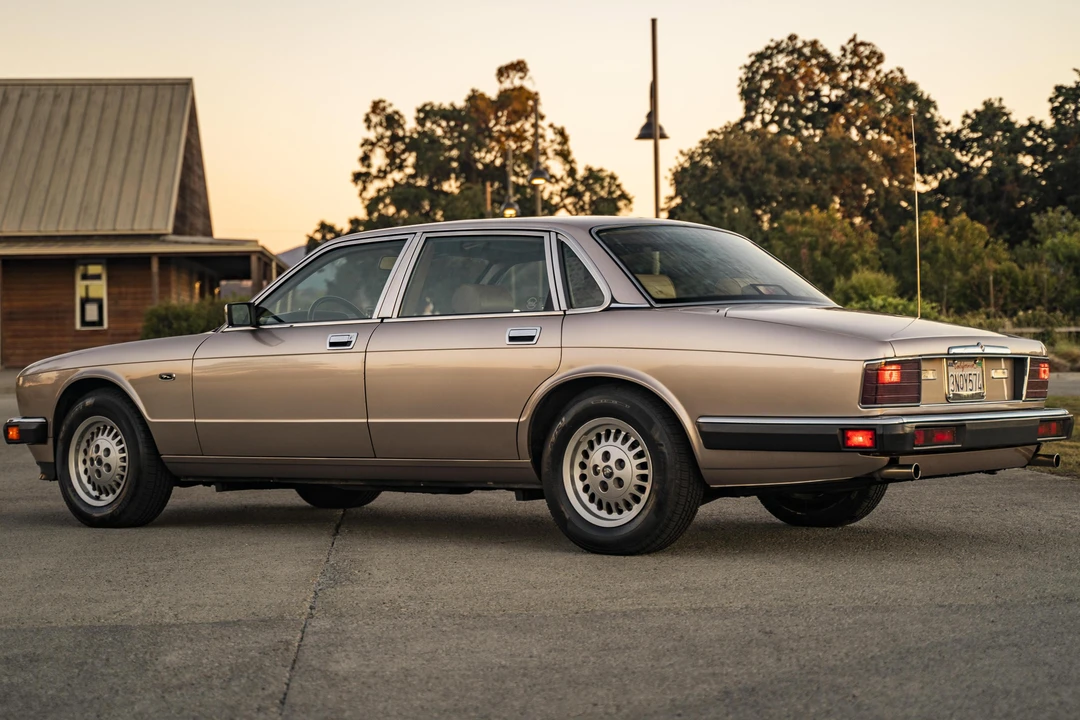 1992 Jaguar XJ40 XJ - Image 7 of 31