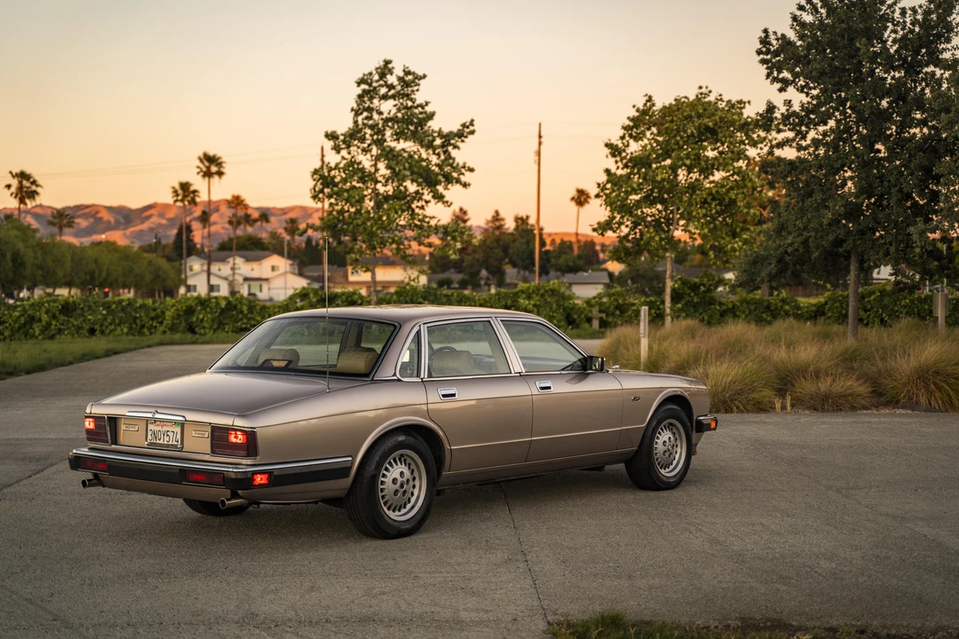 1992 Jaguar XJ40 XJ - Image 19 of 31