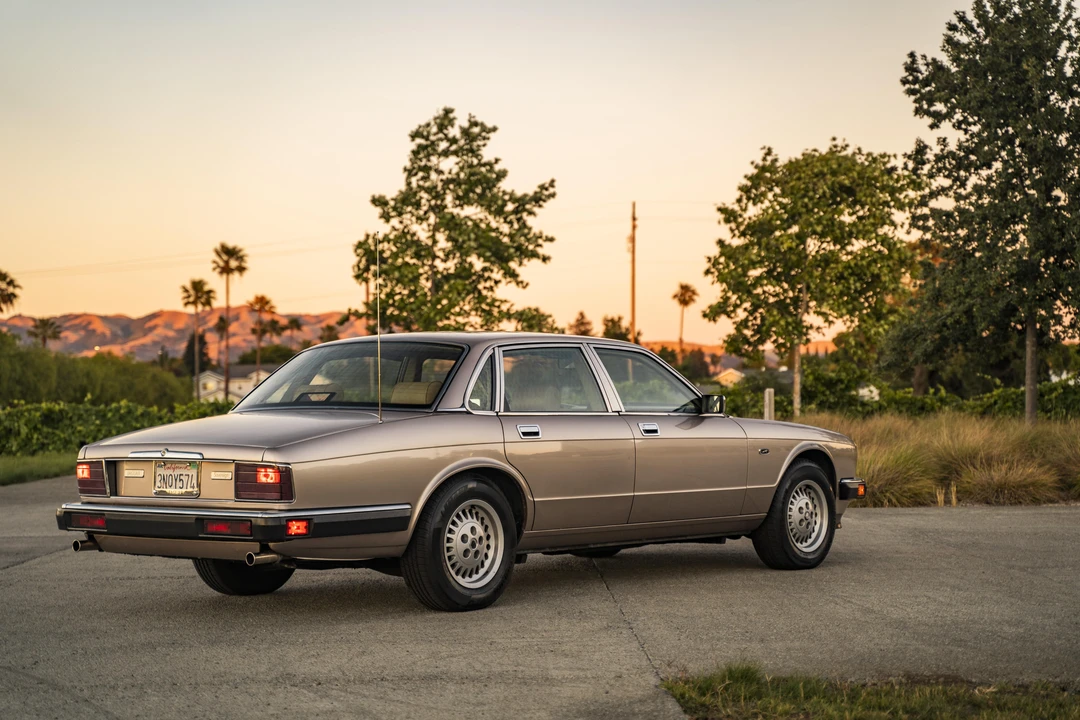 1992 Jaguar XJ40 XJ - Image 18 of 31