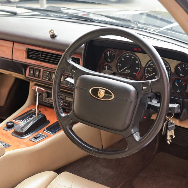1992 Jaguar XJS - Image 18 of 30