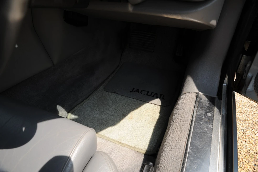 1992 Jaguar XJS - Image 23 of 30