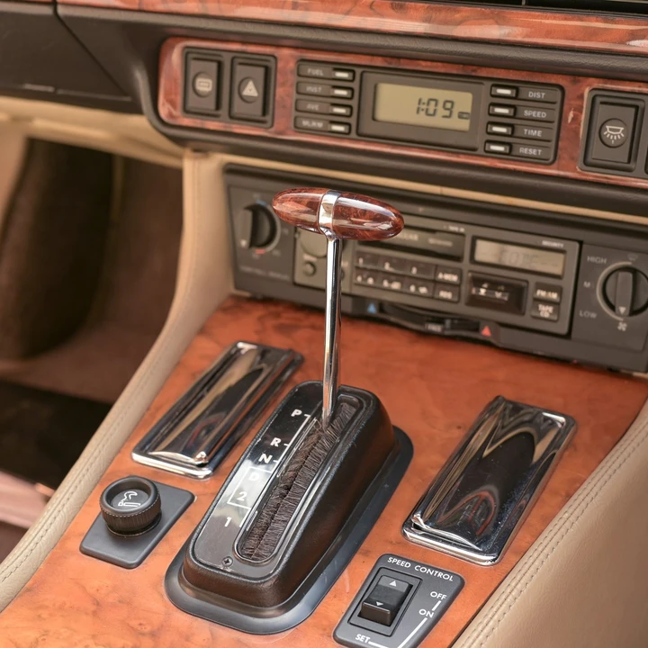 1992 Jaguar XJS - Image 28 of 30