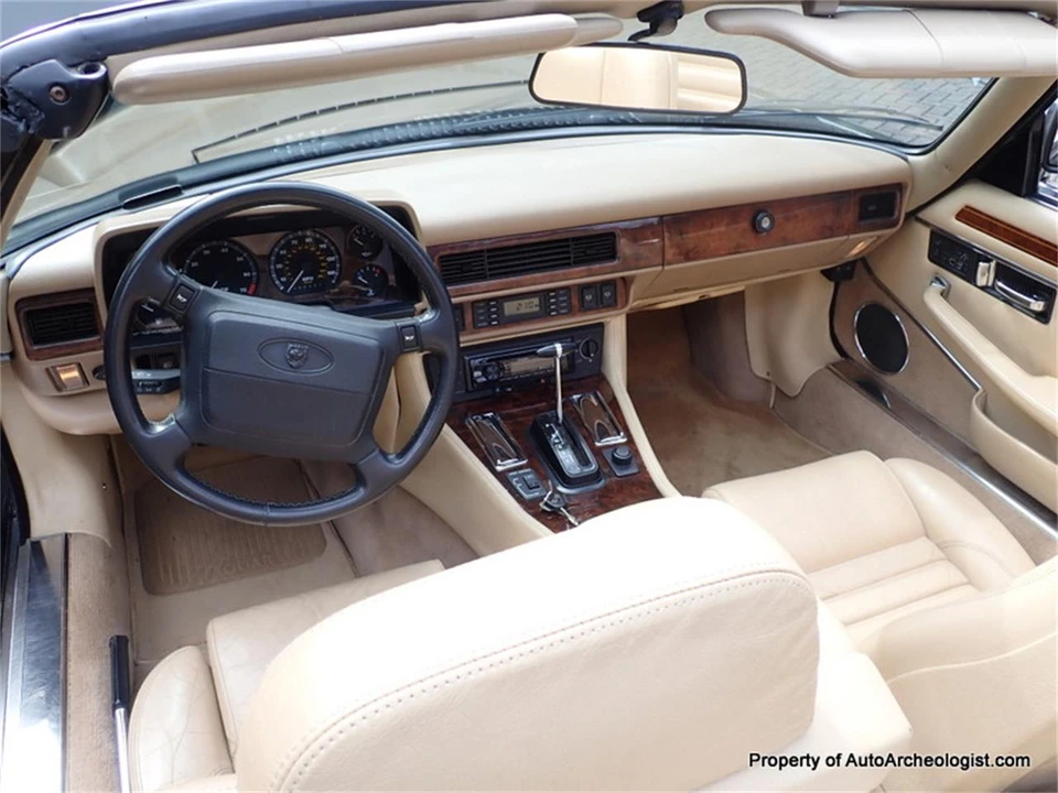 1992 Jaguar XJS - Image 14 of 24