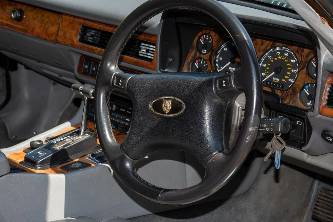 1992 Jaguar XJS Facelift AJ-16 - Image 30 of 30