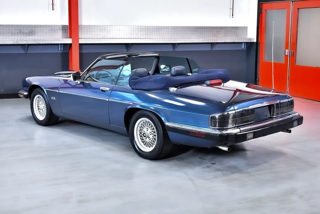 1992 Jaguar XJS Convertible - Image 2 of 31